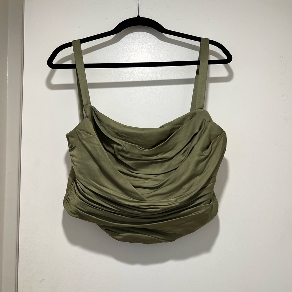 Women’s bustier top